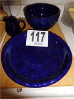 Cobalt blue pie plate, crock bowl, creamer