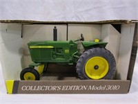 1992 Ertl Collector Edition 1960 John Deere 3010