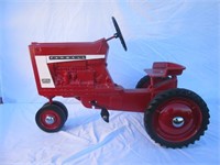 Ertl Farmall 806 Pedal Tractor