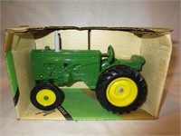 Ertl John Deere Mo. M Tractor, Collector's Edition