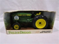 1990 Ertl Field of Dreams John Deere 2640 Tractor,