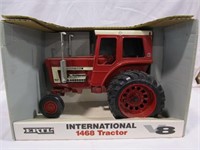 1993 Ertl International Farmall 1468 Tractor,