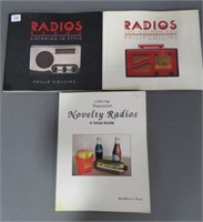 3 RADIO BOOKS RADIOS LISTENING IN STYLE
RADIOS