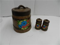 Barrell Cookie Jar and Salt and Pepper Shakers