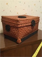 Bamboo Shou Good fortune chest
