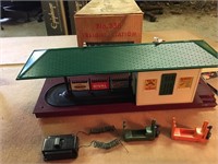 Lionel #356 Freight Station with original box.