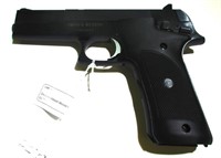 Smith & Wesson Model 422 22 LR.