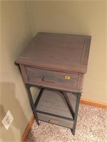 Small stand (2 Drawers)