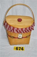 1998 Longaberger Cherished Memories basket