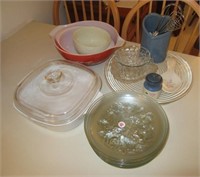 (8) Clear glass plates with sea life designs,