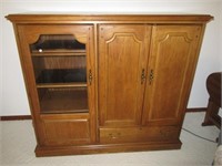 Wood entertainment center with one drawer, tv/dvd