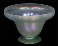 STEUBEN (ATTRIB.) VERRE DE SOIE CENTERPIECE BOWL