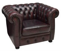 CHESTERFIELD MAROON LEATHER BUTTONED CLUB CHAIR