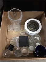 BOX OF CANDLEHOLDERS, POTS & VASES