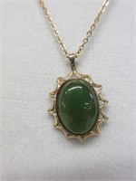 Ladies Emerald Pendant Necklace