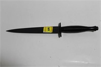 DAGGER STYLE KNIFE W/METAL HANDLE
