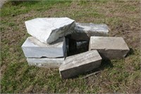 11- VARIOUS SIZE PIECES OF ITALIAN MARBLE