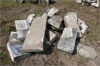 PILE OF VARIOUS SIZE PIECES OF ITALIAN MARBLE