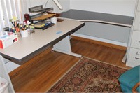 Corner Office Table