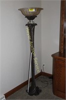 Floor Lamp- Dimmer on light