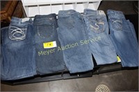 5 Pair Silver Jeans mainly 30/32