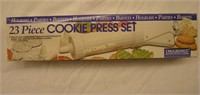 New 23 Piece Cookie Press Kit