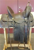 Vintage 14" Saddle