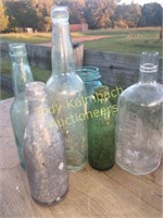 Antique Star Bottling embossed bottle Austin TX