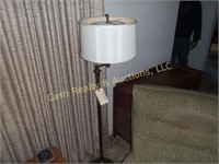 PAIR OF FLOOR LAMPS