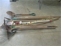 LOT OF HAND TOOLS