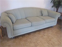 Very Good Lounge Sofa