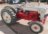1957 Ford 800 Tractor, 3 pt, good rubber