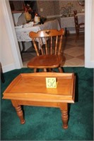 swivel chair--maple and