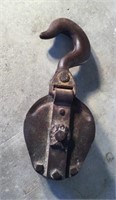 Pulley with Hook