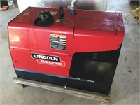 Lincoln Electric Gas Range GXT Welder with 541hrs