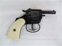 HAND GUN ~ MONDIAL ~ MODEL 1960 ~ .22 CALIBER