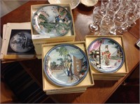 SET OF 18 ASIAN COLLECTOR PLATES