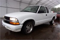 2002 Chevy S10 Extra Cab Pickup