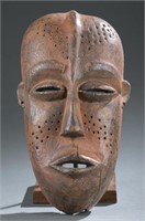Kongo style mask. c.20th century.