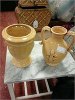 2 pc vase and planter