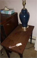Lot #161 Table lamp and end table