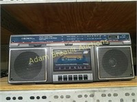 Crown stereo cassette boombox