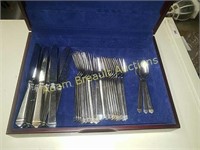 31 pieces Supreme silverware by Towle