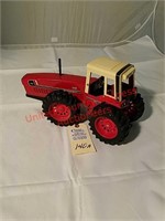 Ertl IHC Vintage 3588 2+2 4wd Tractor 1/16