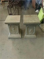 Pair of square pedestals