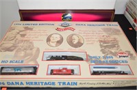Dana Heritage HO Train in Box by Model Power