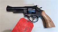 Smith & Wesson .38 SPL revolver