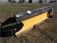 POLY SNOW PLOW 7 & 1/2 ' WITH WINGS