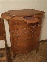 **Quarter sawn oak 5 drawer chest w/ hide - away