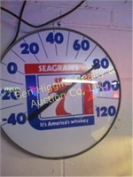 Seagrams 7 Glass Wall Theme 18" Round